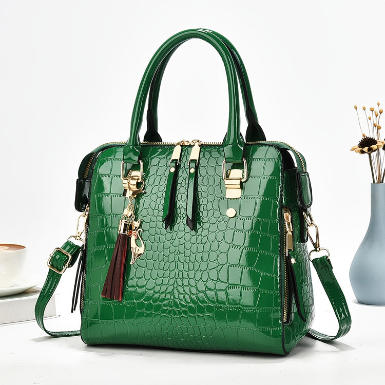 Fashionable Women&